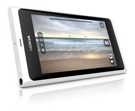 Белый NOKIA N9 поступил в продажу