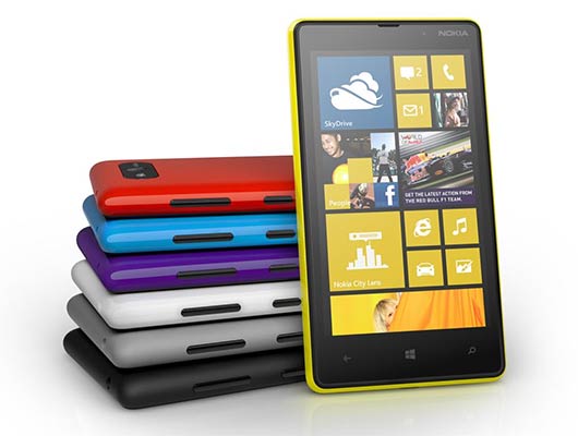 Представлен смартфон Nokia Lumia 820