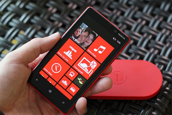 Какая разница между Nokia Lumia 810, 820 и 822? Какая разница между Nokia Lumia 810, 820 и 822?