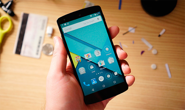 Android 5.0 Lollipop обгоняет iOS 8 в стабильности работы