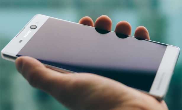 Состоялся анонс смартфона Sony Xperia XA Ultra с топовой фронтальной камерой