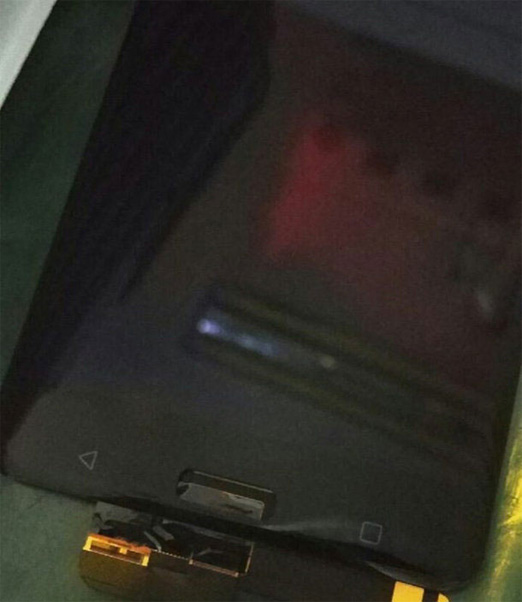 В Сети всплыли реальные снимки с новым Андроид смартфоном от Nokia