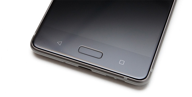 Для Nokia 8 и Nokia 3 началась рассылка февральского патча безопасности