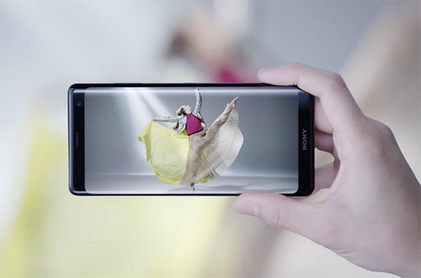 Представлен 6-дюймовый флагман Sony Xperia XZ3 с экраном OLED
