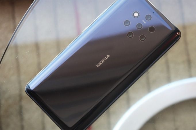 Вышло обновление для флагманского смартфона Nokia 9 PureView